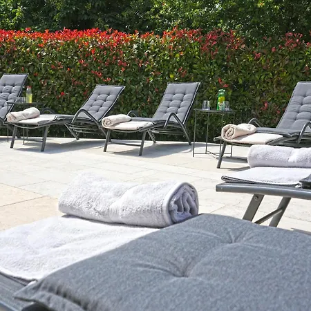 Holiday home Ladonja